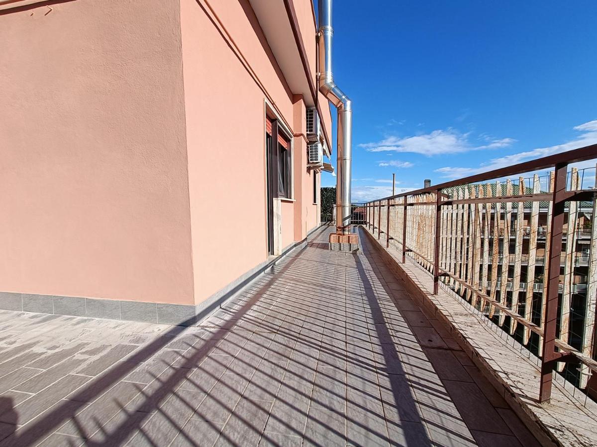 Avellini - Delightful And Spacious Apartment With Terrace - Near Metro A Cornelia Rome Exterior photo